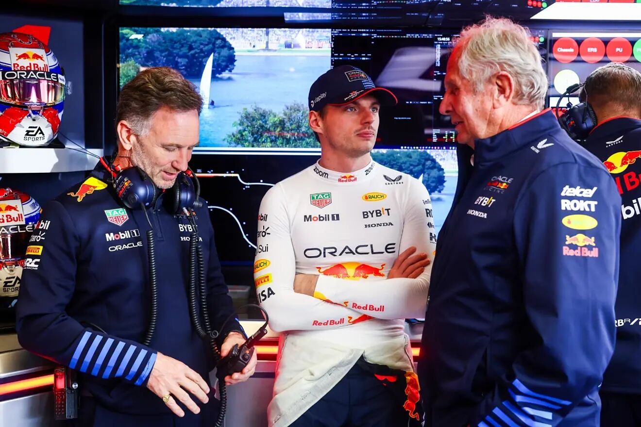 Horner, Verstappen y Helmut Marko